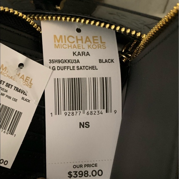 Sale‼️ Beautiful MK 🖤 karla  duffle bag🖤 - Picture 7 of 8